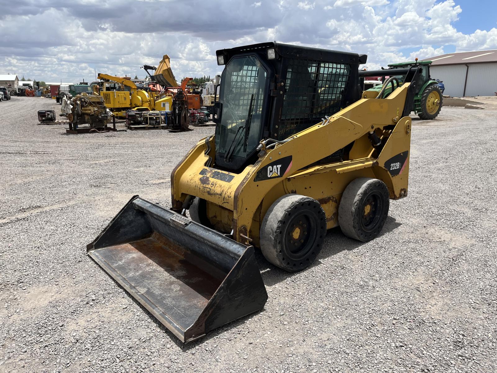 MINICARGADOR CATERPILLAR 232B